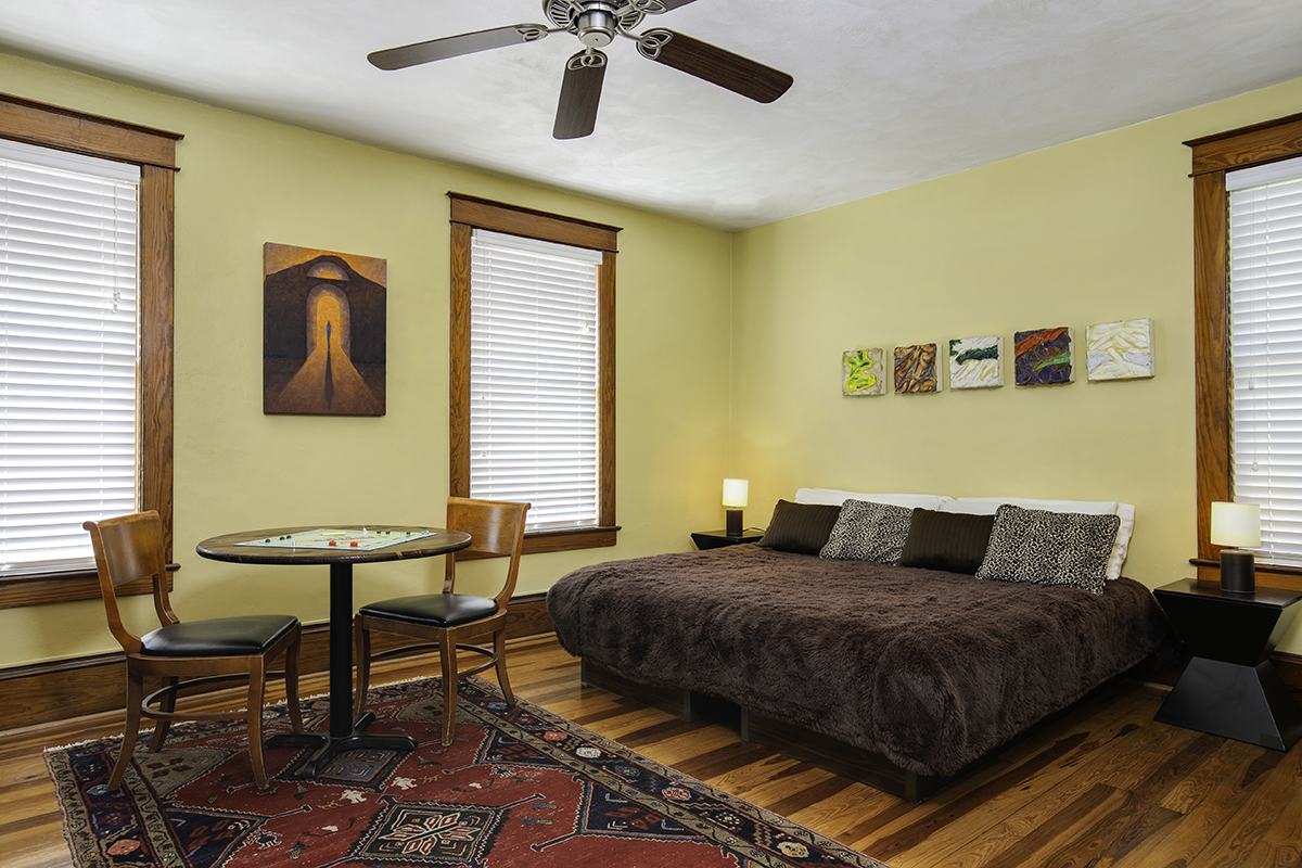 Adora Inn - Mount Dora Hotel - Historic, Comfortable & Stylish