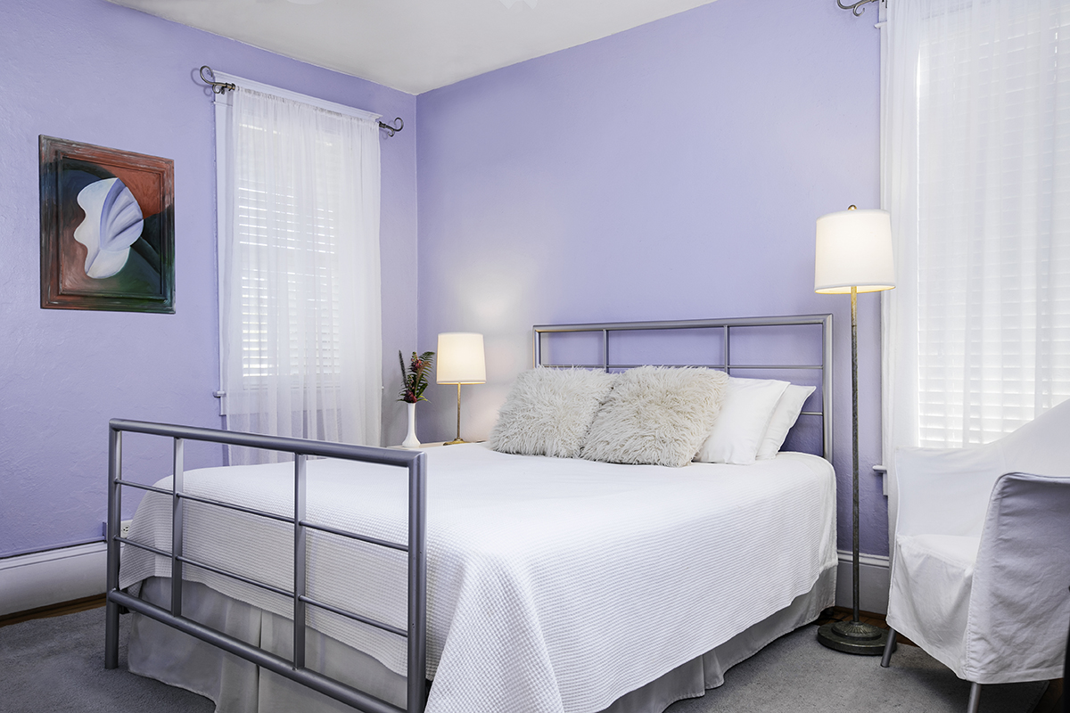 Adora Inn - Mount Dora Hotel - Historic, Comfortable & Stylish